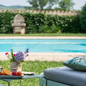  Hébergement de vacances Domaine De La Serve